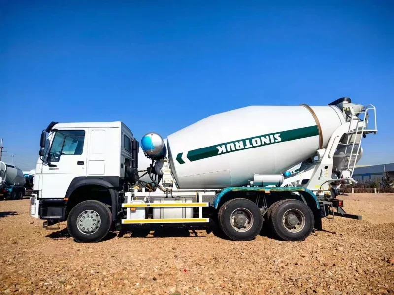 Sinotruk 6X4 Concrete Mixer Truck